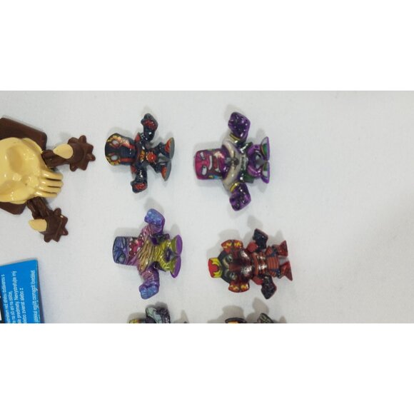 Million Warriors 20-Pack Blind Bag Collection With Launcher Mini Figures - Picture 7 of 16